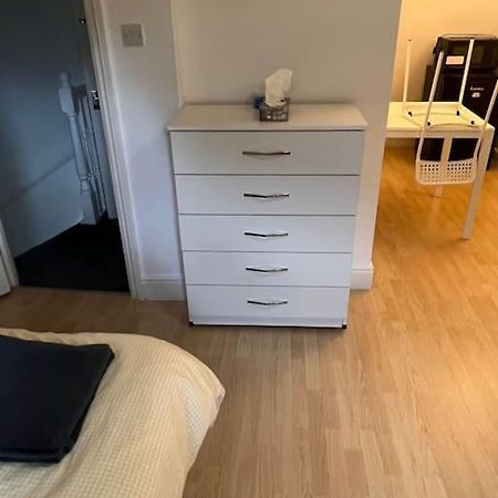 001- Lovely 3-Bedroom Very Close To Oxford Street Londra Esterno foto