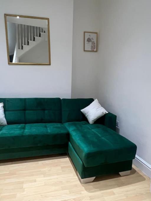 001- Lovely 3-Bedroom Very Close To Oxford Street Londra Esterno foto