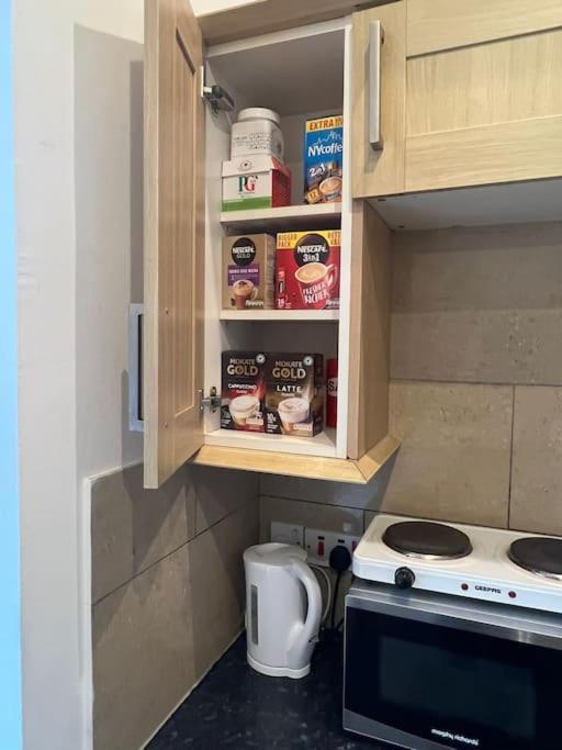 001- Lovely 3-Bedroom Very Close To Oxford Street Londra Esterno foto