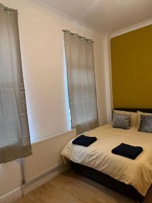 001- Lovely 3-Bedroom Very Close To Oxford Street Londra Esterno foto