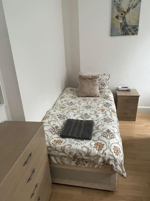 001- Lovely 3-Bedroom Very Close To Oxford Street Londra Esterno foto