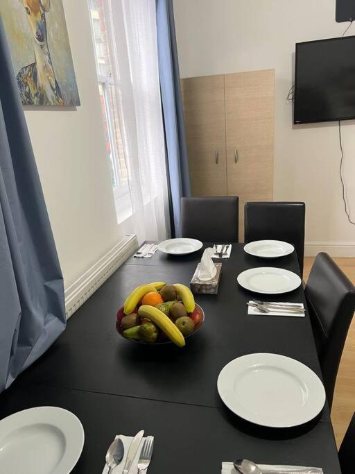 001- Lovely 3-Bedroom Very Close To Oxford Street Londra Esterno foto